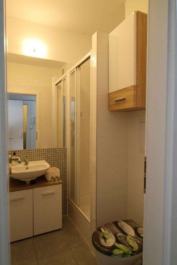 G Support Apartment Prague Exterior photo